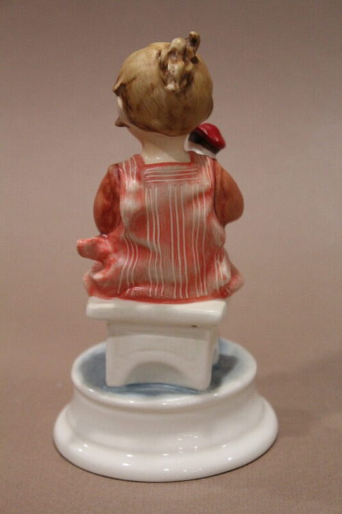 Figurka dziewczynka z pajacykiem Goebel Lisbeth