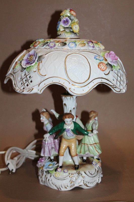 Porcelanowa lampa Von Schierholz