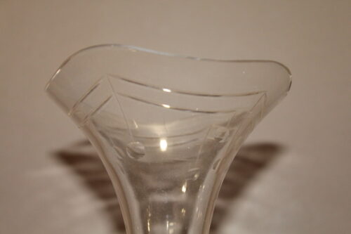 Stary szklany wazon