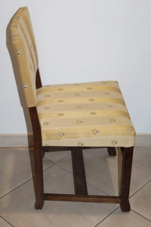 Dębowe krzesło