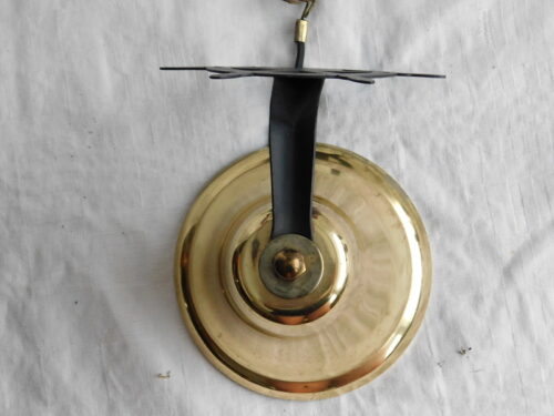 Dzwonek mosiężny z uchwytem w formie kola sterowego