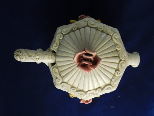 Waza z pokrywka i łyżka z ceramiki Bassano Wlochy