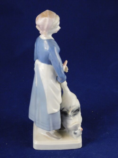 Figurka kobiety z gąskami Wagner & Abel, Lippelsdorf GDR