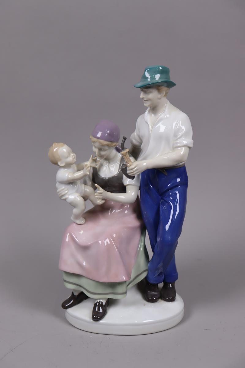 Grafenthal, figurka mezczyzny z fajka i rodziny 25cm