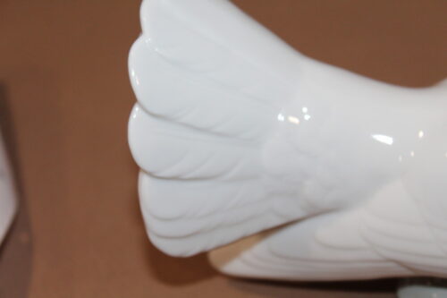 Figurka biały gołąb Lladro Daisa