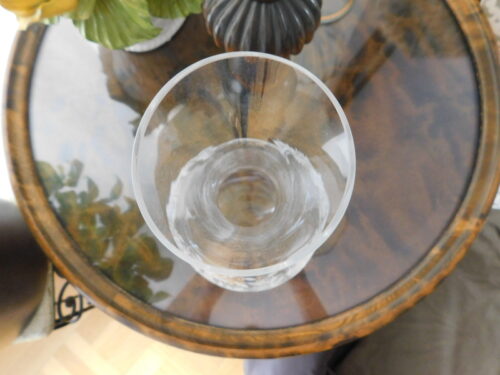 karafka wazon szklany z grawerowanymi wzorami